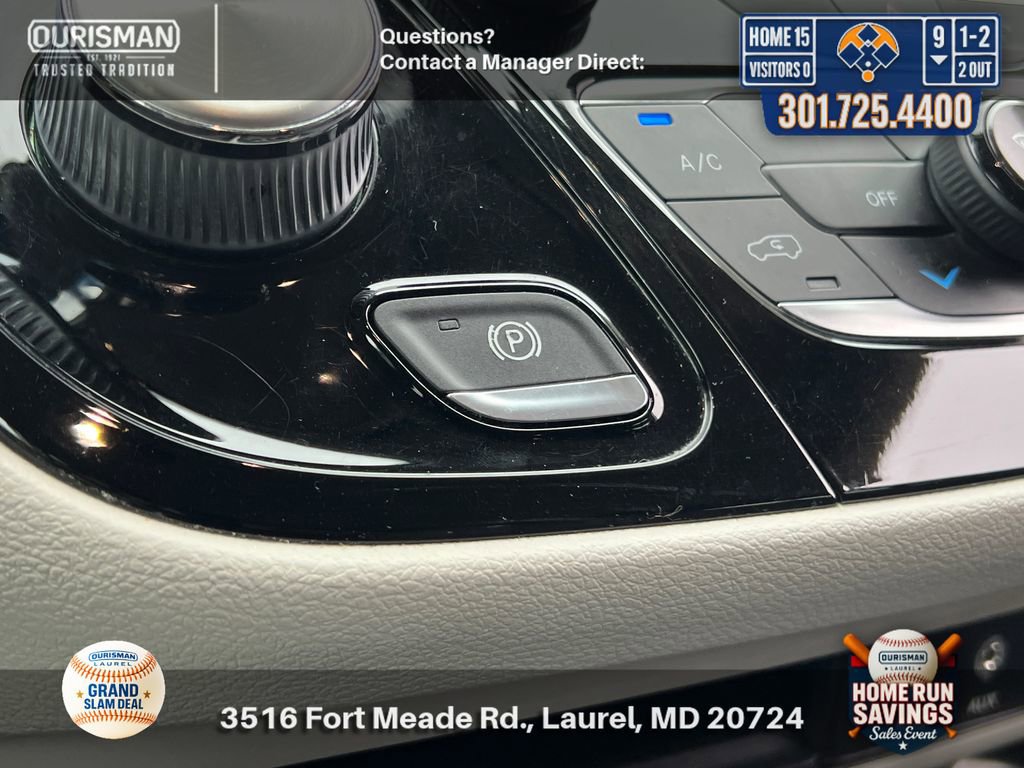 Used 2019 Chrysler Pacifica Touring Plus w/ Tire & Wheel Group FWD image 24