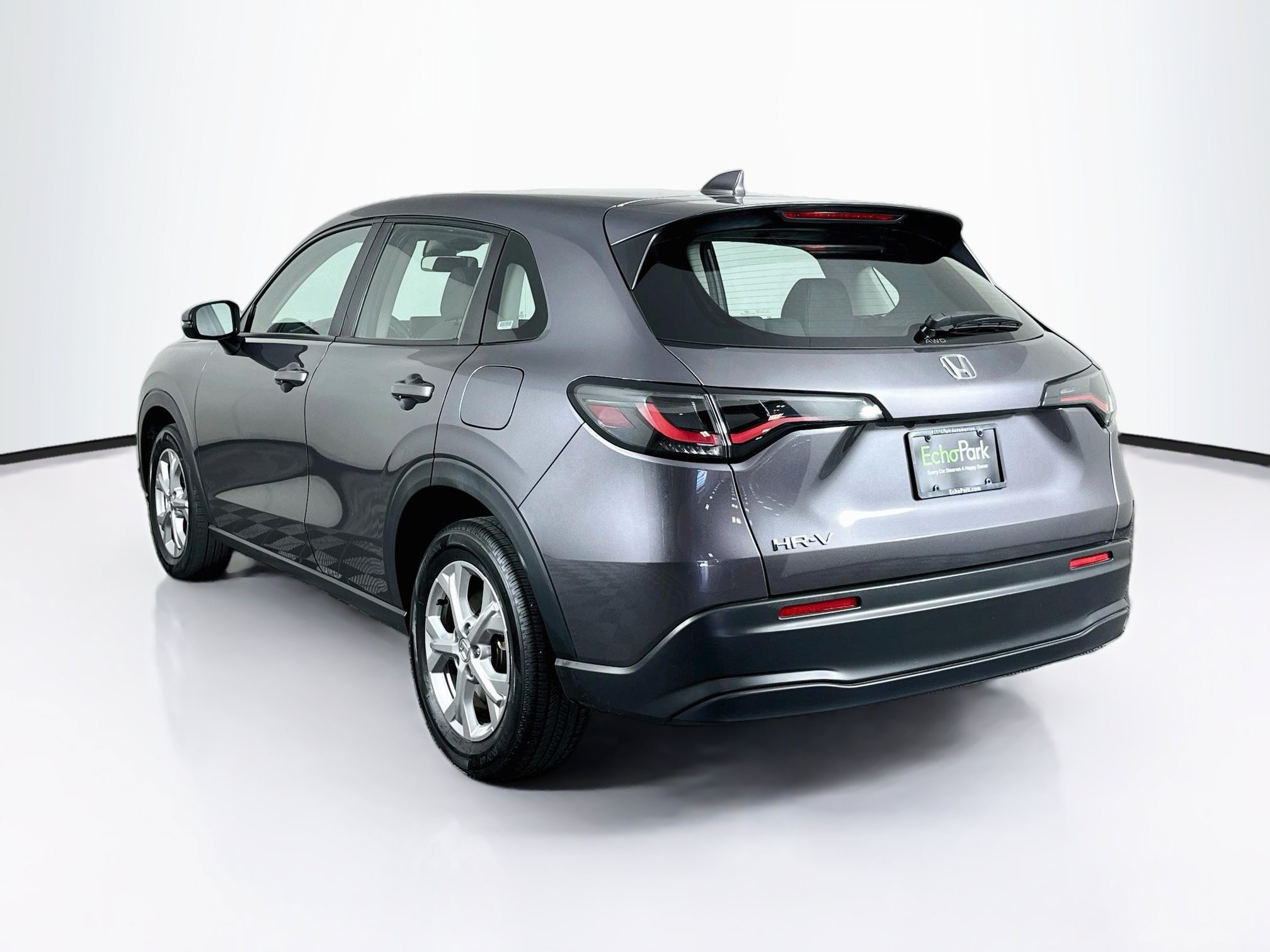 Used 2025 Honda HR-V LX image 5
