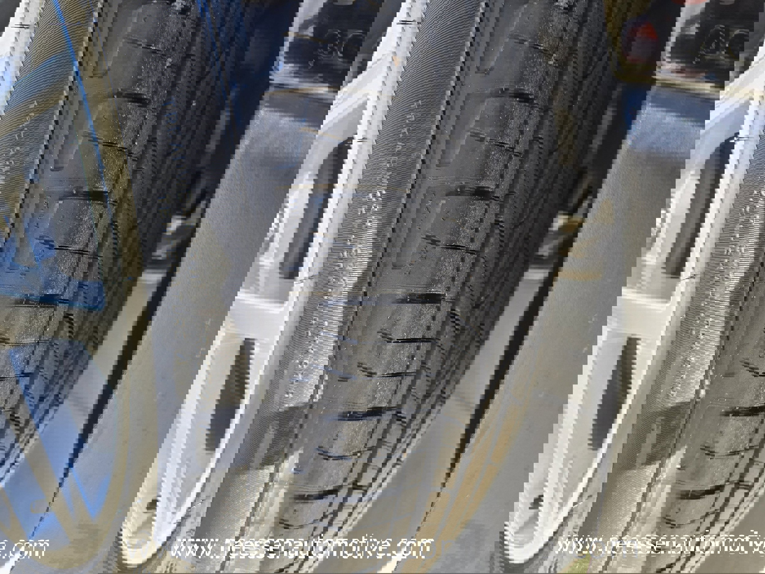 Used 2024 Chevrolet Equinox LS w/ LS Convenience Package image 34