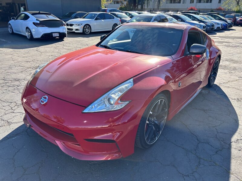 Used 2017 Nissan 370Z NISMO RWD image 6