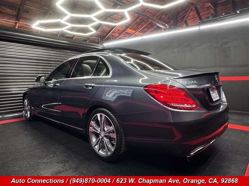 Used 2015 Mercedes-Benz C 300 Sedan image 4