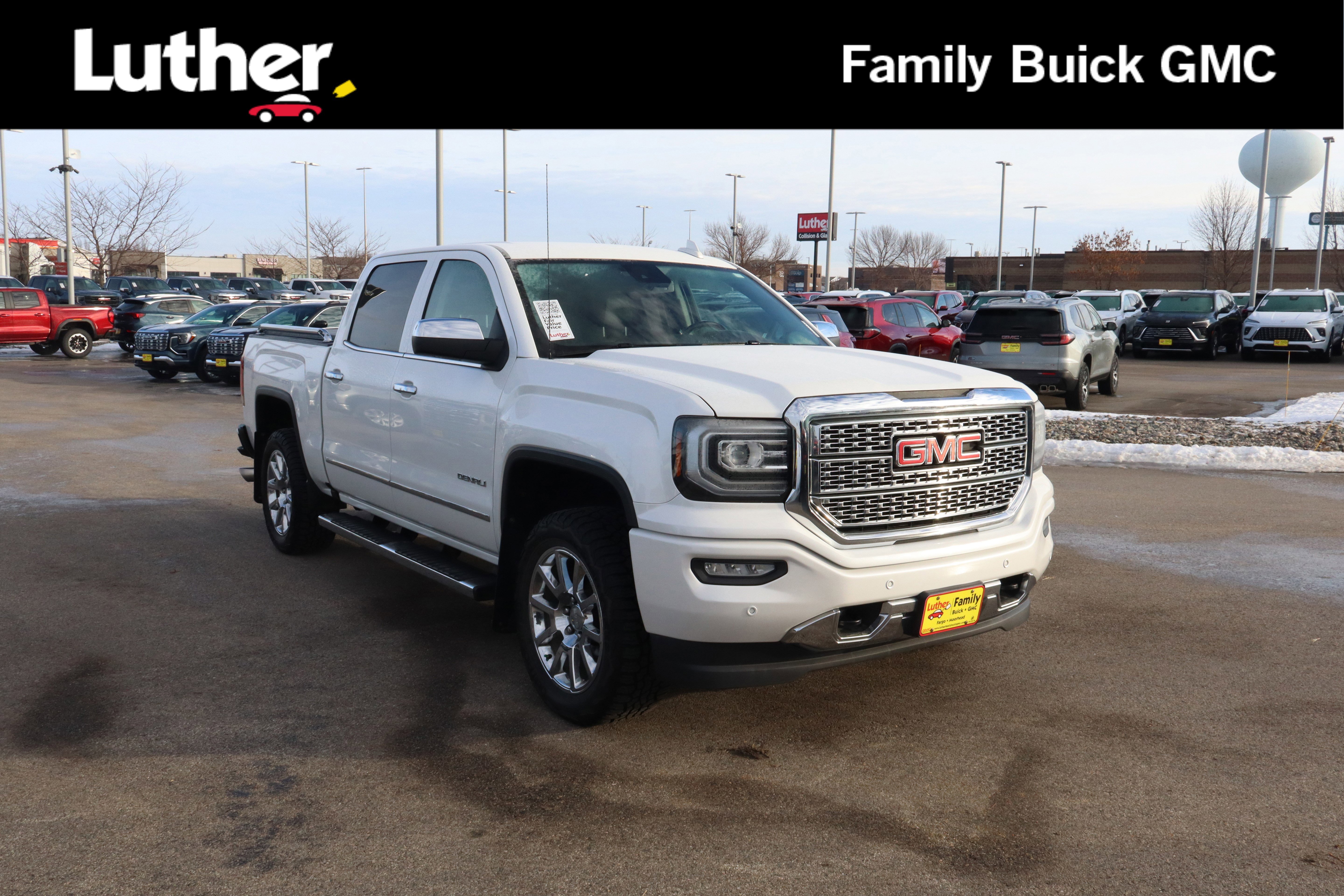 Used 2017 GMC Sierra 1500 Denali image 1