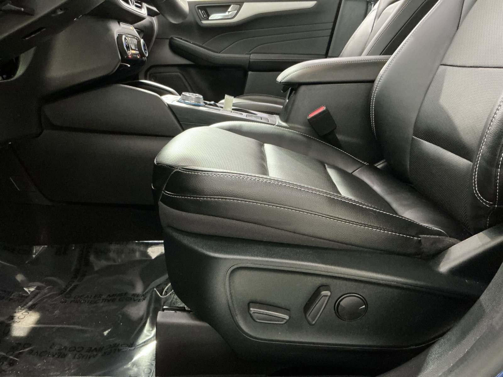 Used 2022 Ford Escape SEL image 22