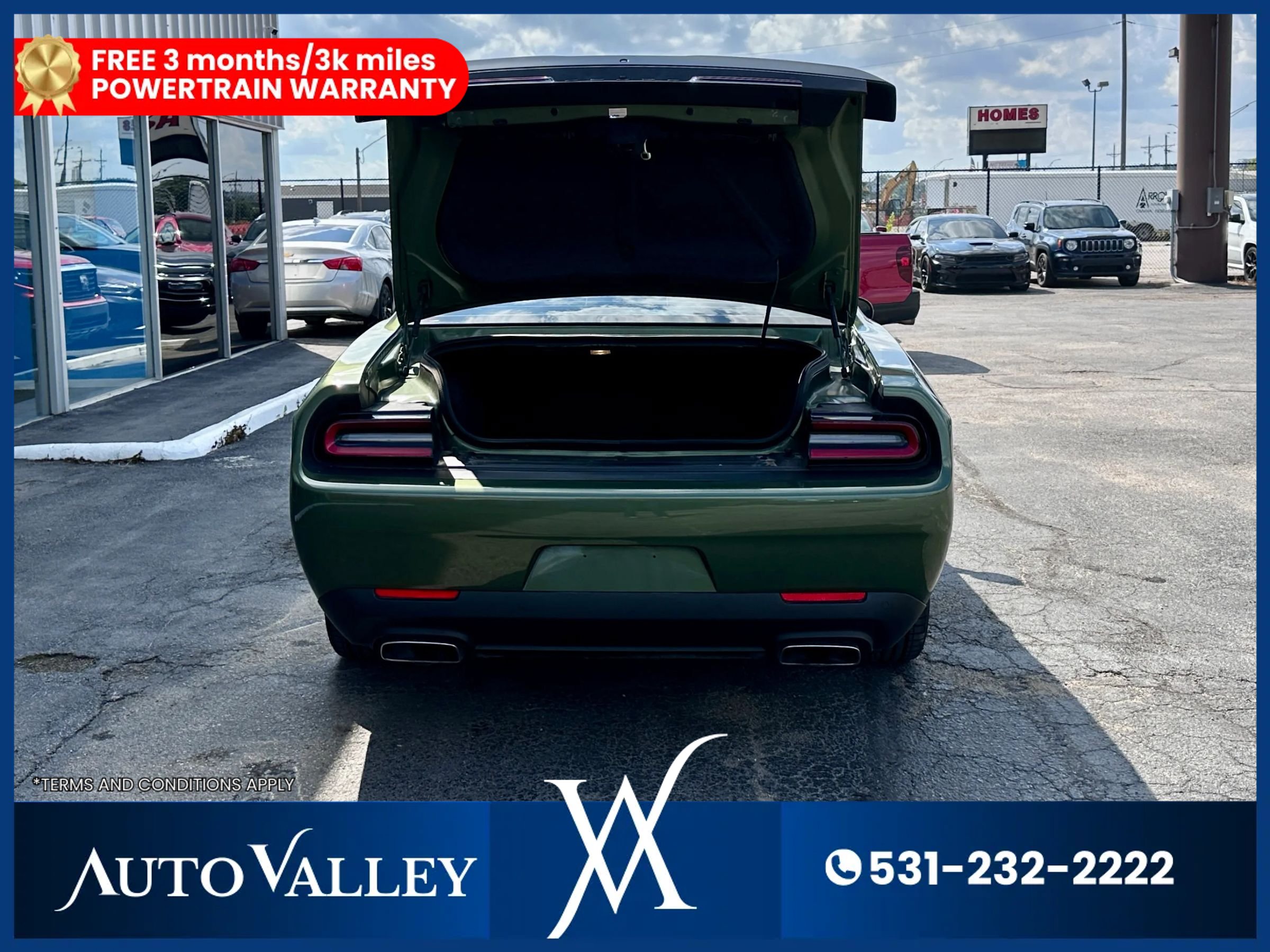 Used 2023 Dodge Challenger R/T w/ Plus Package RWD image 32