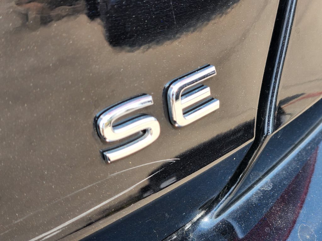 Used 2024 Volkswagen Jetta SE FWD image 20