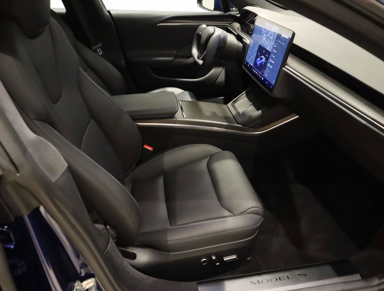 Used 2021 Tesla Model S Plaid image 16