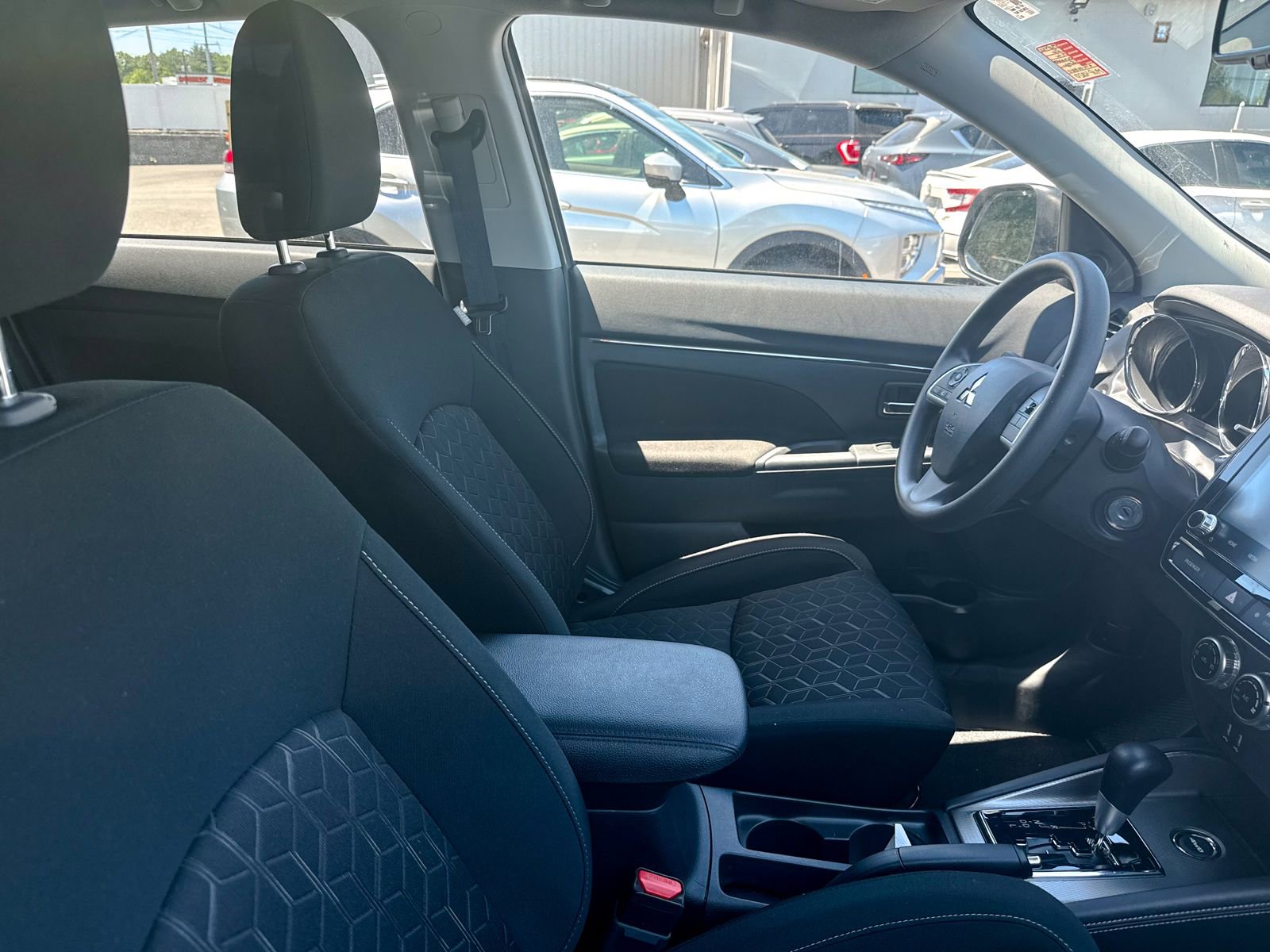 Used 2026 Mitsubishi Outlander Sport ES AWD/4WD image 9