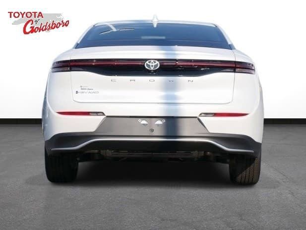 Used 2026 Toyota Crown XLE image 7