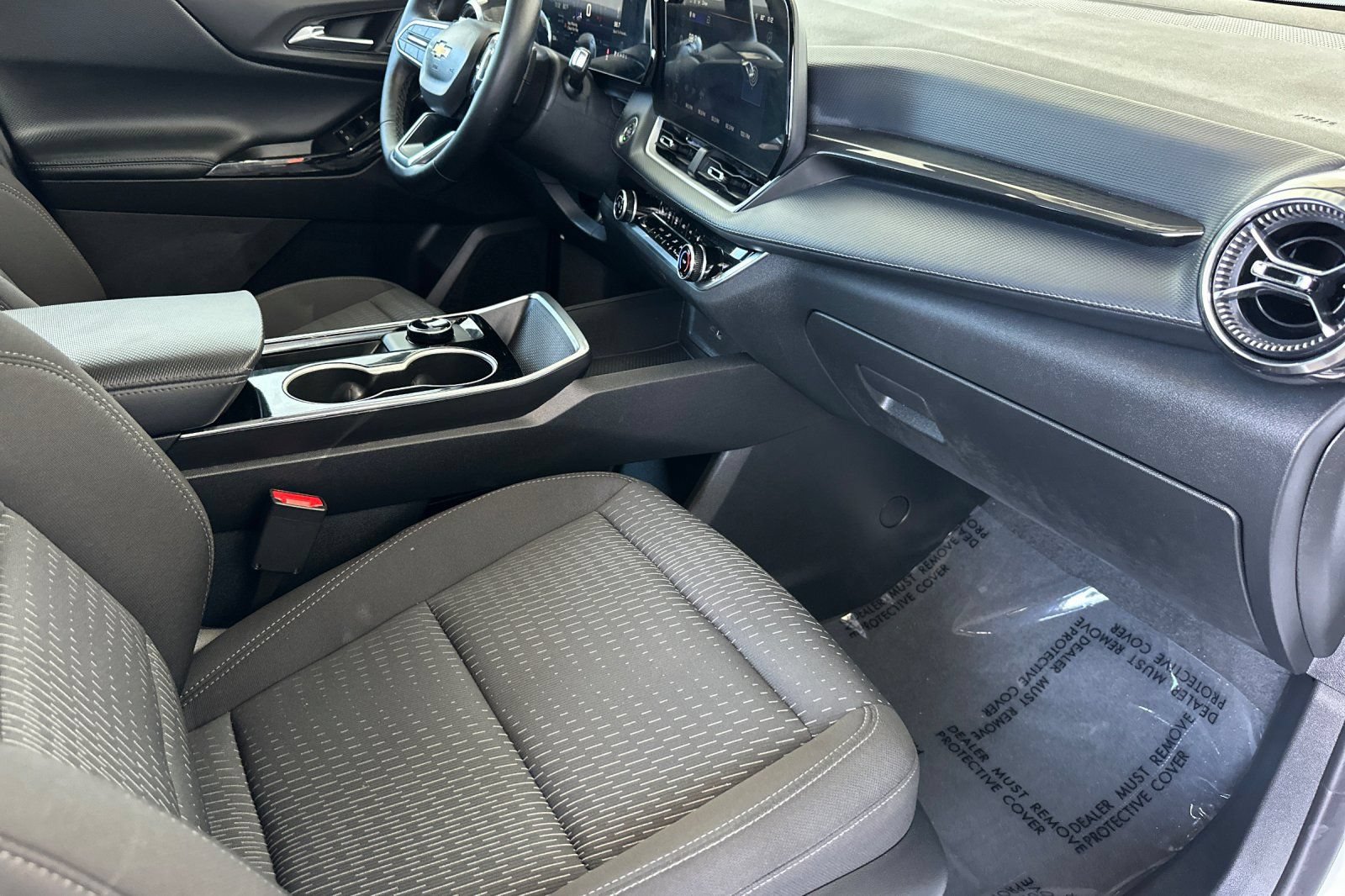 Certified 2026 Chevrolet Equinox LT FWD image 20