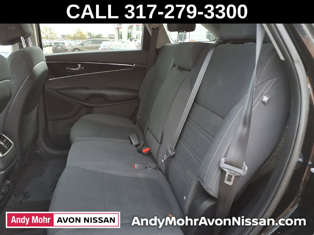Used 2017 Kia Sorento FWD w/ LX Convenience Package image 34