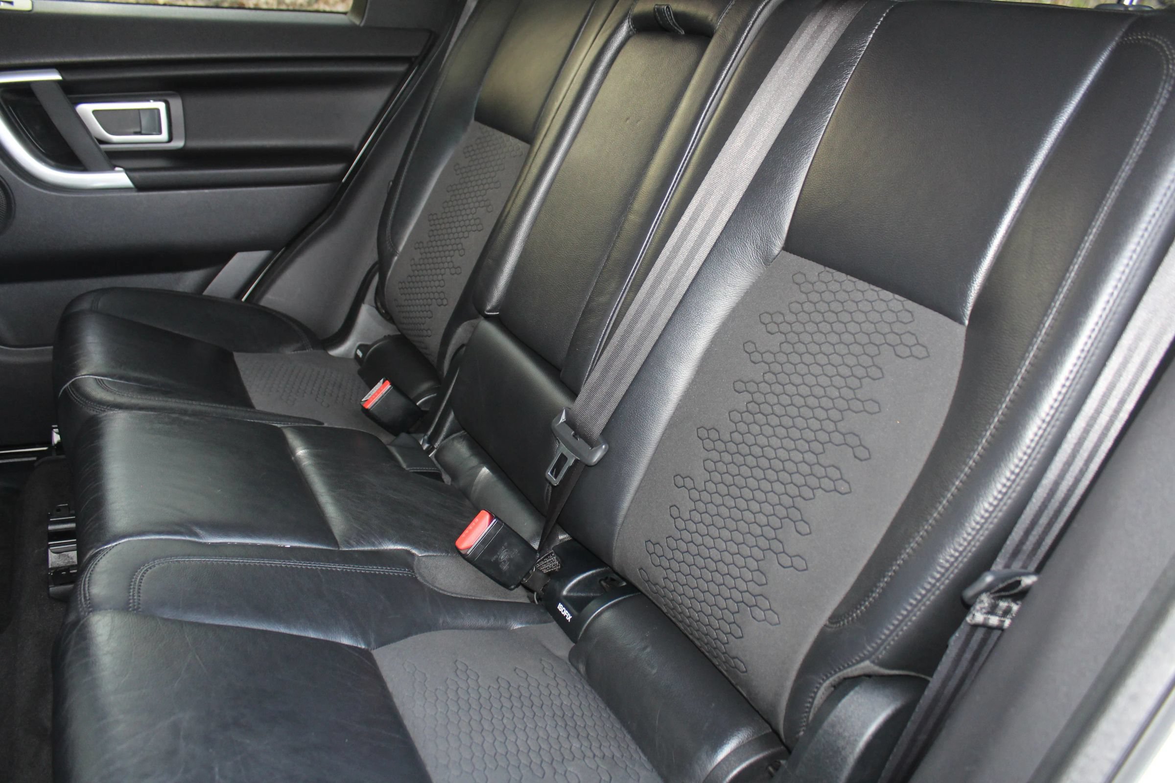 Used 2017 Land Rover Discovery Sport SE AWD/4WD image 13