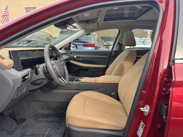 Used 2025 Hyundai Sonata Limited image 15
