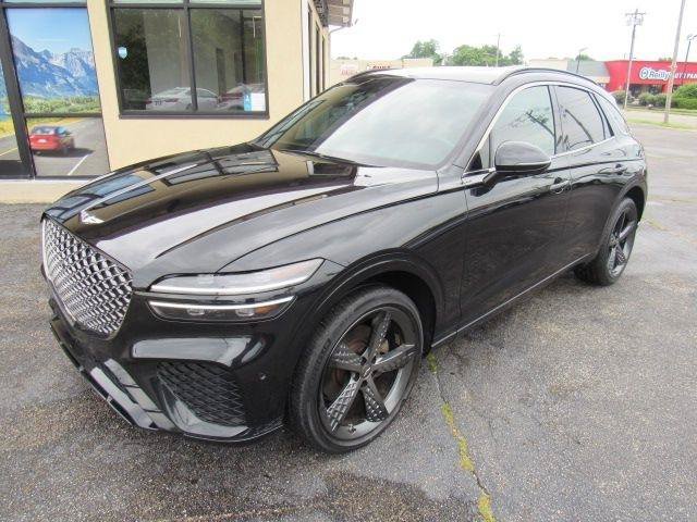 Used 2022 Genesis GV70 2.5T w/ Sport Prestige Package AWD/4WD image 2