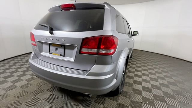 Used 2017 Dodge Journey SE w/ Blacktop Package AWD/4WD image 5