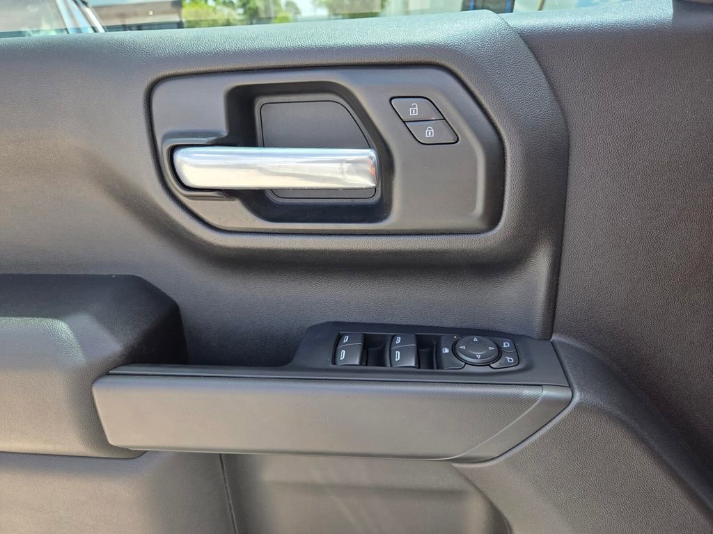 Certified 2025 Chevrolet Silverado 1500 Custom Trail Boss AWD/4WD image 23
