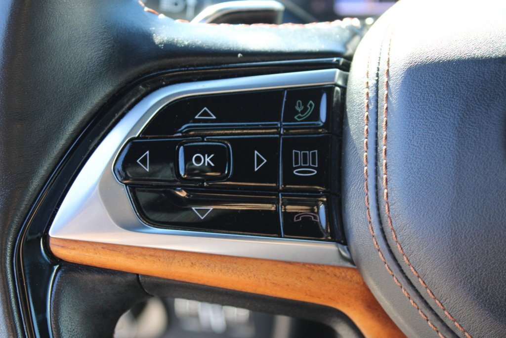 Used 2021 Jeep Grand Cherokee L Summit image 14