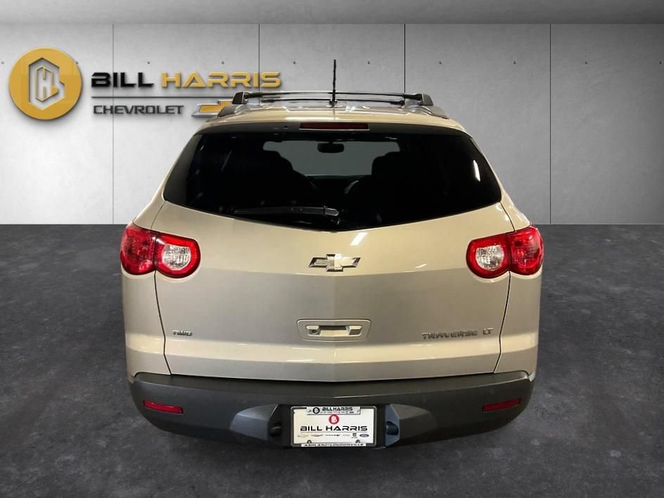 Used 2011 Chevrolet Traverse LT w/ LPO, 'HIT The Road' Package AWD/4WD image 12