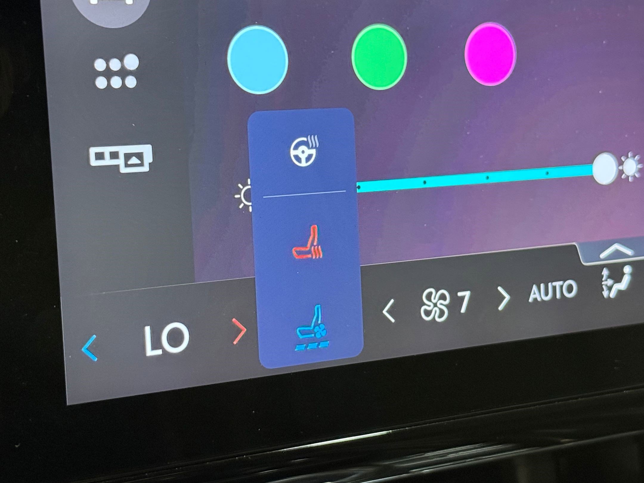 Used 2025 Lincoln Nautilus Reserve w/ Jet Appearance Package image 36