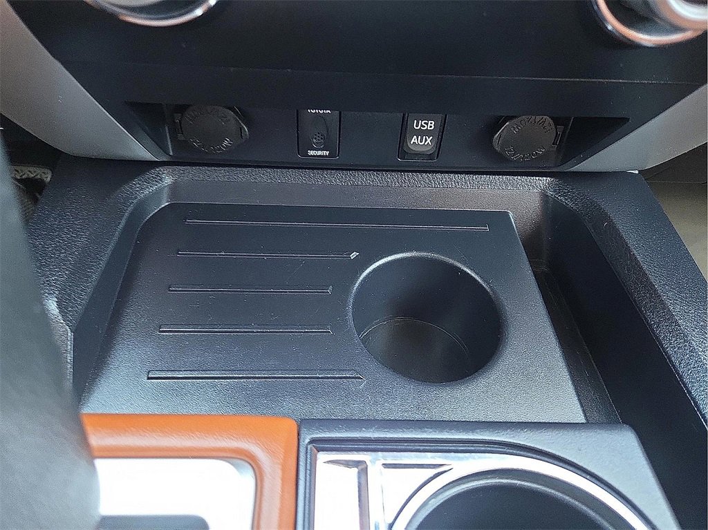 Used 2018 Toyota Tundra SR5 image 14