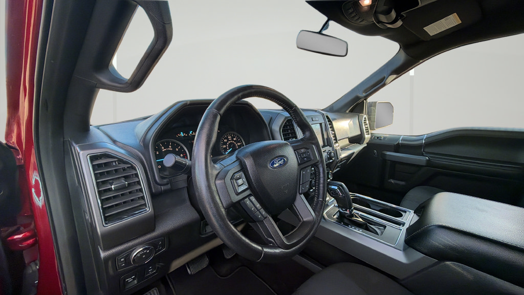 Used 2018 Ford F150 XLT w/ Equipment Group 302A Luxury AWD/4WD image 13