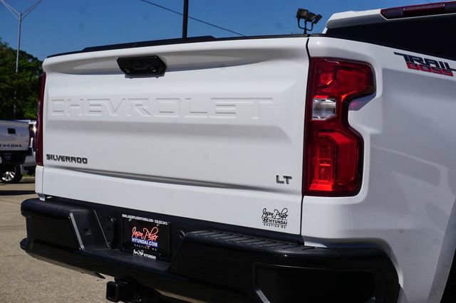 Used 2023 Chevrolet Silverado 1500 LT Trail Boss w/ Protection Package AWD/4WD image 5