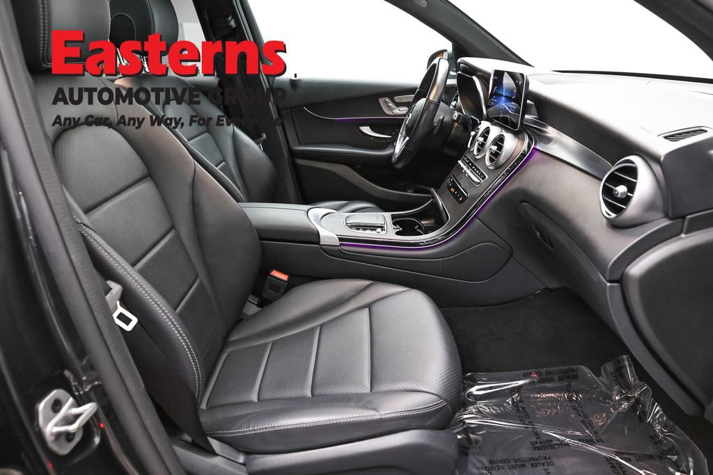 Used 2022 Mercedes-Benz GLC 300 4MATIC w/ Premium Package Lite image 25