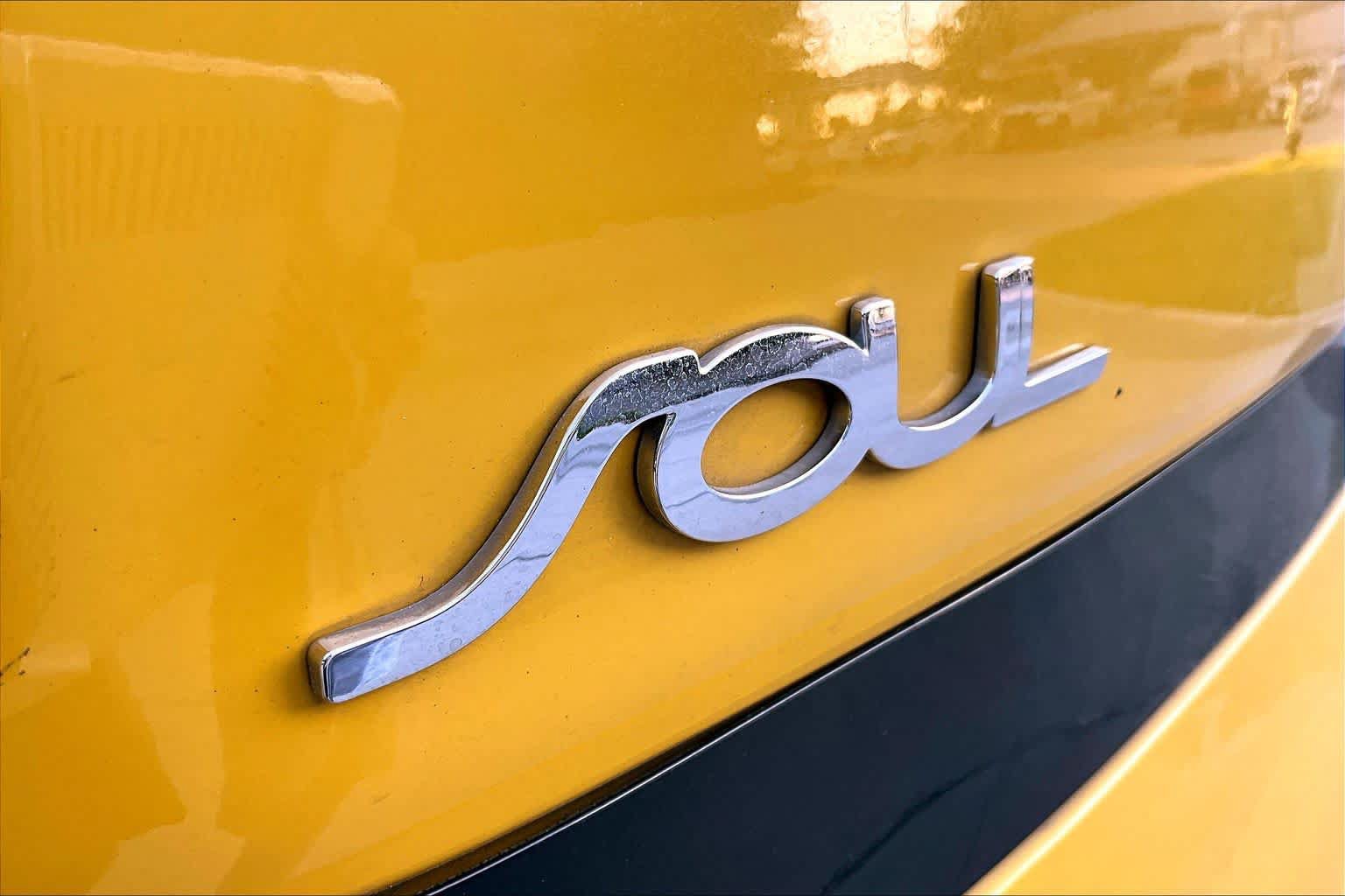 Used 2014 Kia Soul ! w/ Sun & Sound Package FWD image 34