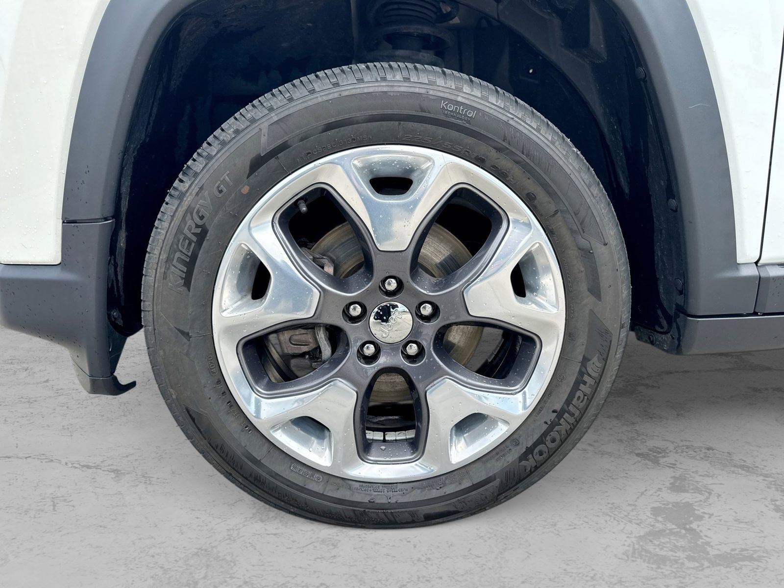 Used 2020 Jeep Compass Limited AWD/4WD image 15