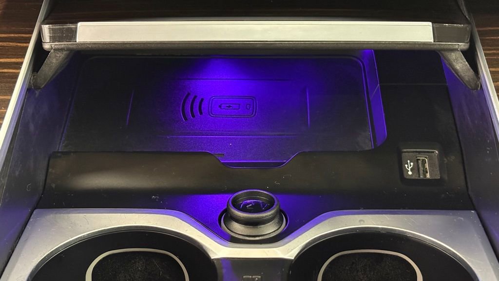 Used 2023 BMW X7 xDrive40i image 48