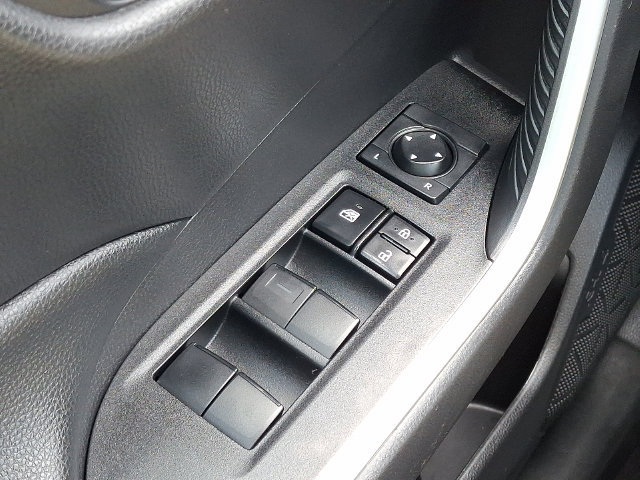 Used 2021 Toyota RAV4 XLE w/ Convenience Package AWD/4WD image 26