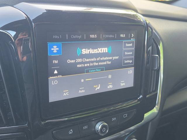 Used 2023 Chevrolet Traverse LT FWD image 26