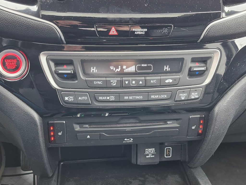 Used 2021 Honda Pilot Touring image 17