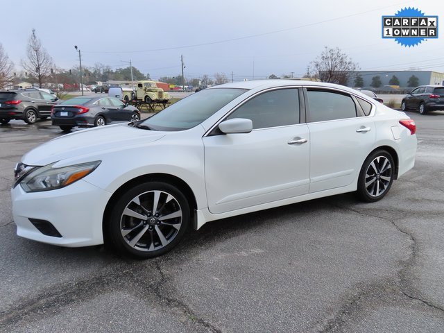 Used 2016 Nissan Altima 2.5 SR image 13