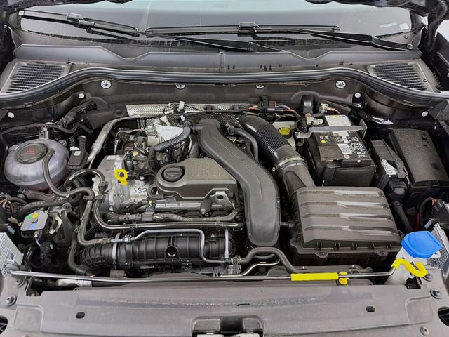 New 2025 Volkswagen Taos SE image 30