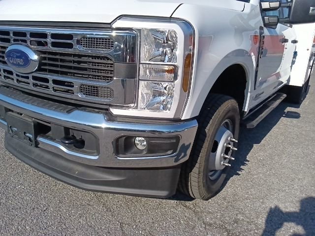 New 2026 Ford F350 XL w/ XL Chrome Package AWD/4WD image 10