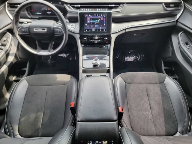 Certified 2024 Jeep Grand Cherokee L Laredo AWD/4WD image 27