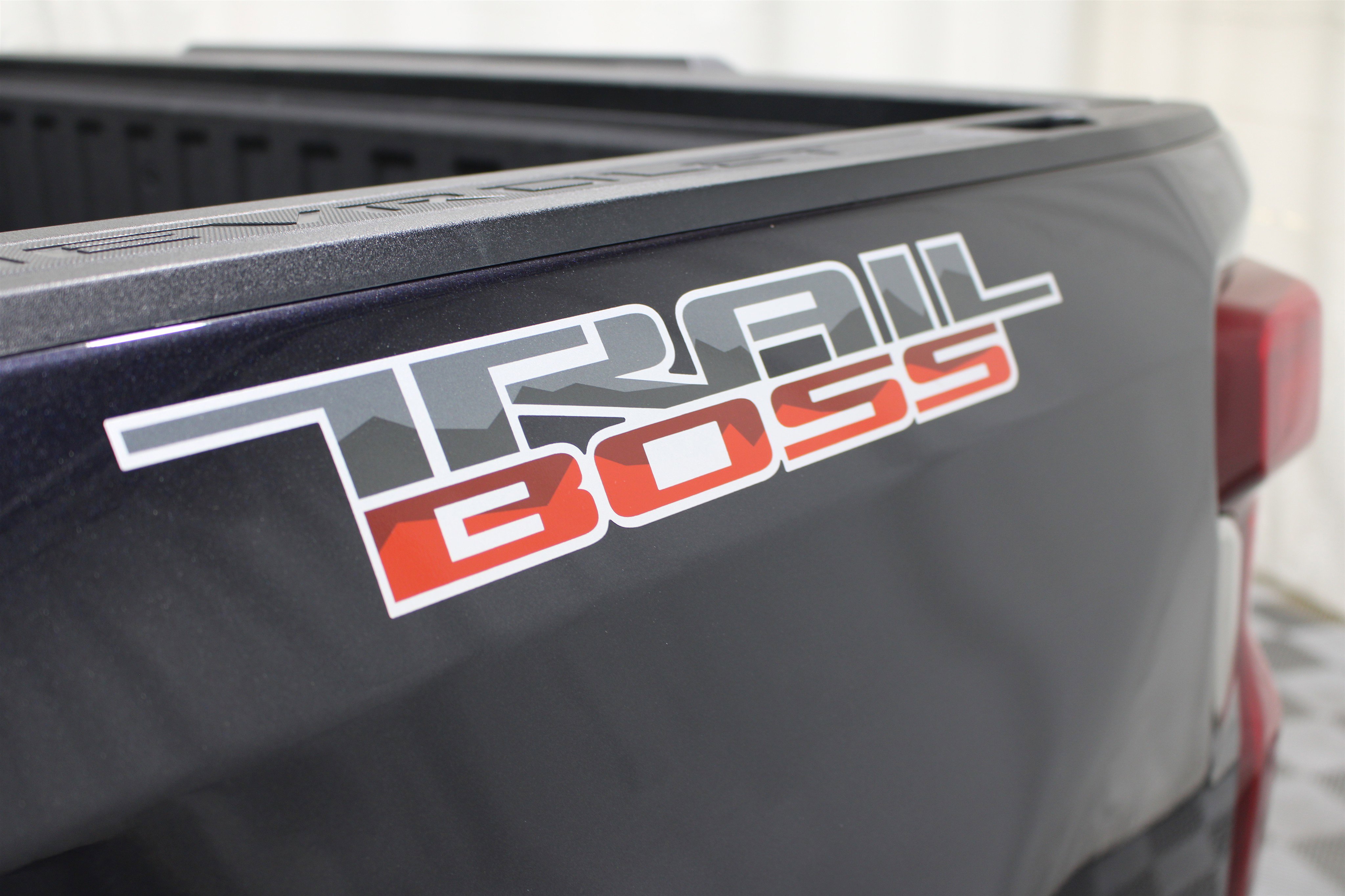 Used 2024 Chevrolet Silverado 1500 LT Trail Boss w/ LT Trail Boss Premium Package AWD/4WD image 21