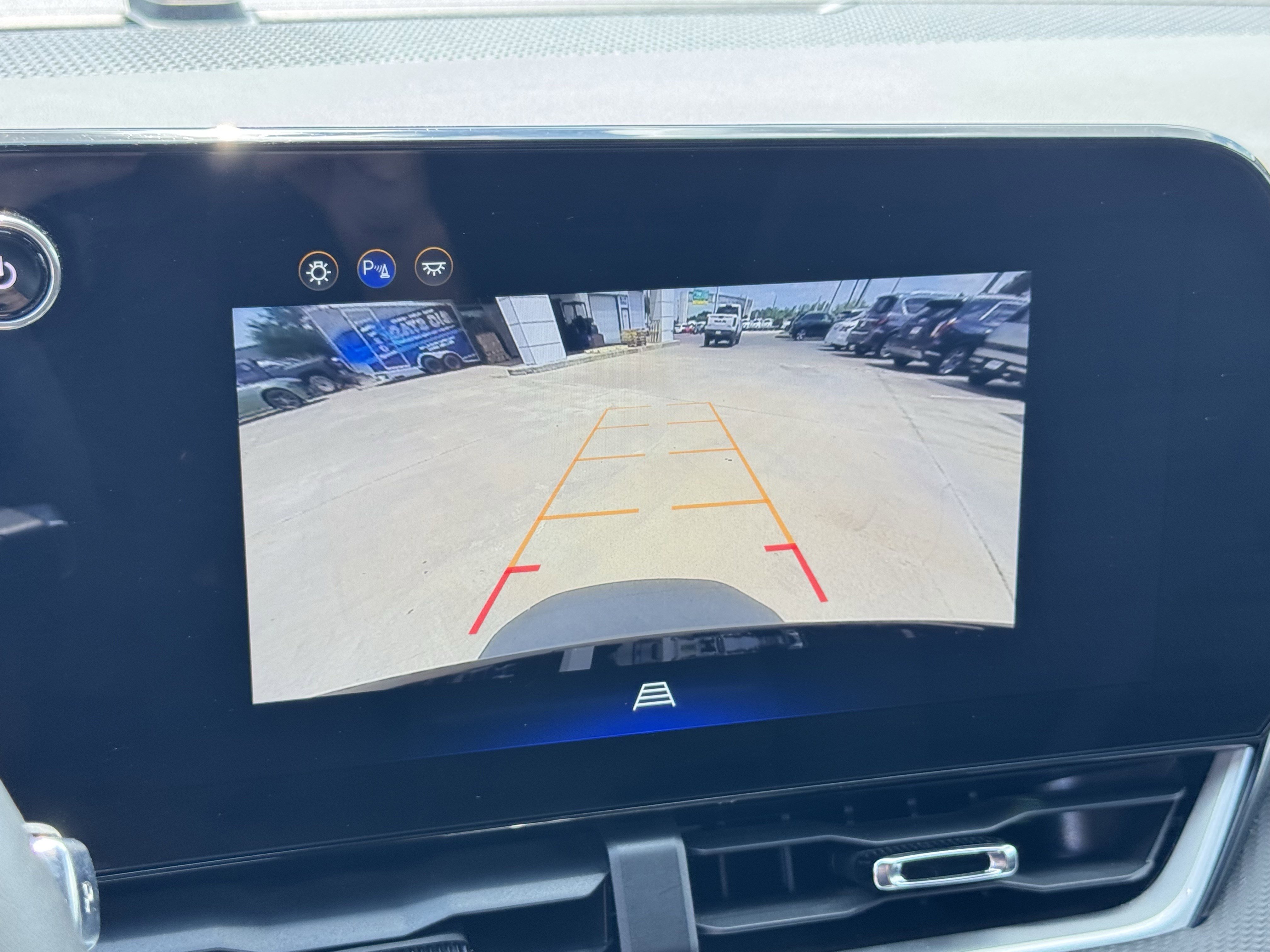 Used 2025 Chevrolet Equinox LT FWD image 20