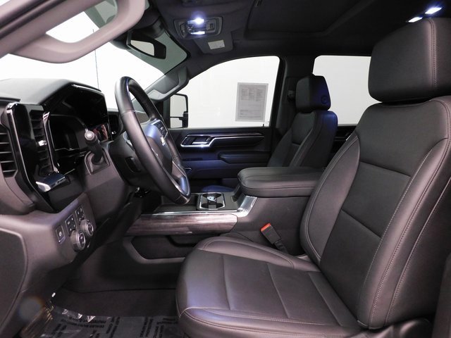 Used 2024 Chevrolet Silverado 2500 LTZ w/ LTZ Convenience Package image 20
