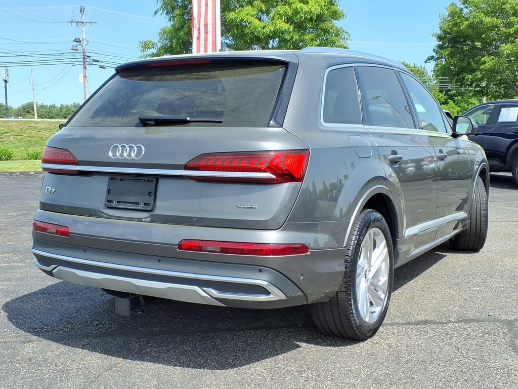 Used 2021 Audi Q7 3.0T Premium Plus w/ Executive Package AWD/4WD image 3