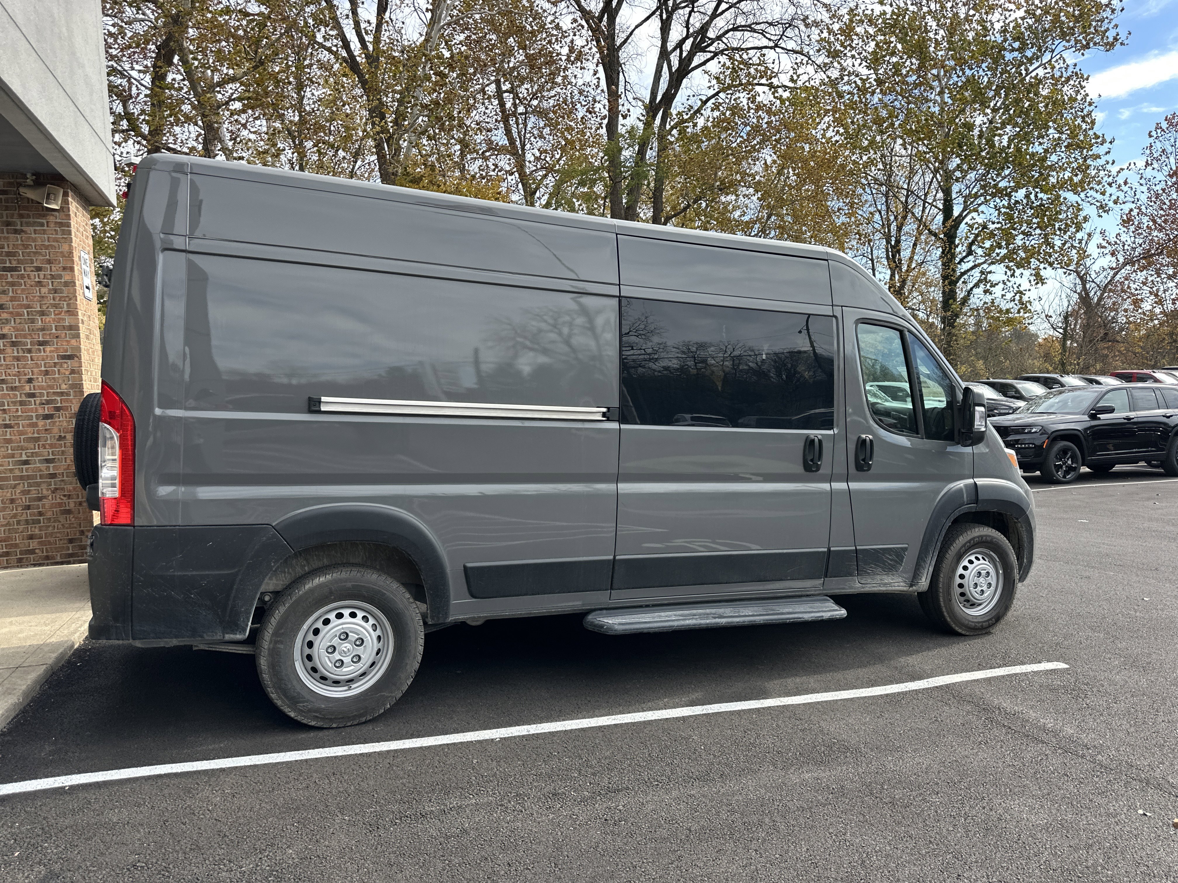 New 2025 RAM ProMaster 2500 w/ Crew Van Package image 18