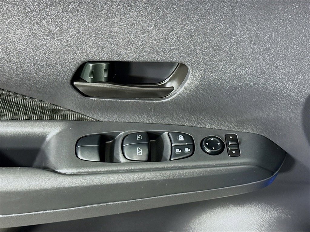 Certified 2024 Nissan Kicks S image 22