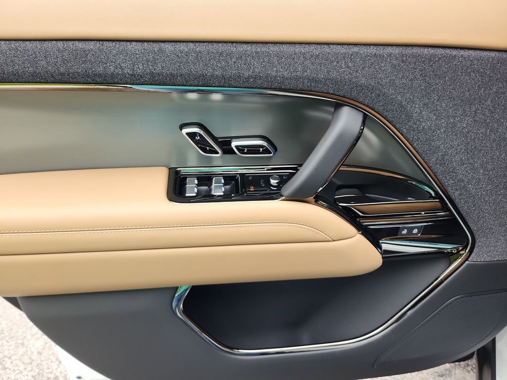 New 2026 Land Rover Range Rover Sport SE AWD/4WD image 24