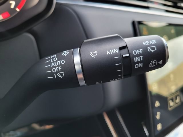Used 2025 Land Rover Range Rover Sport SE image 33