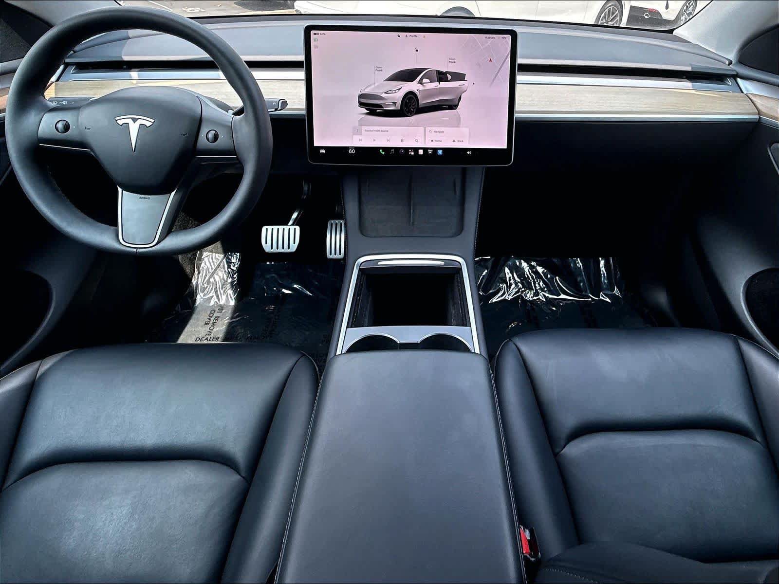 Used 2023 Tesla Model Y Performance AWD/4WD image 10