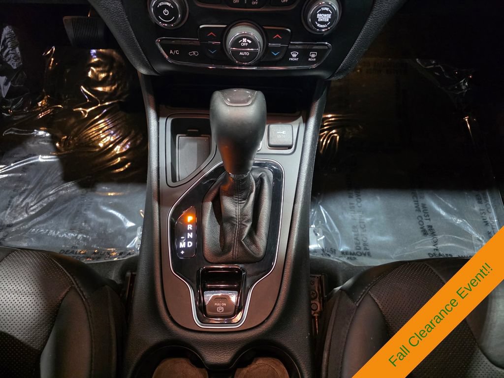 Used 2020 Jeep Cherokee Limited FWD image 11