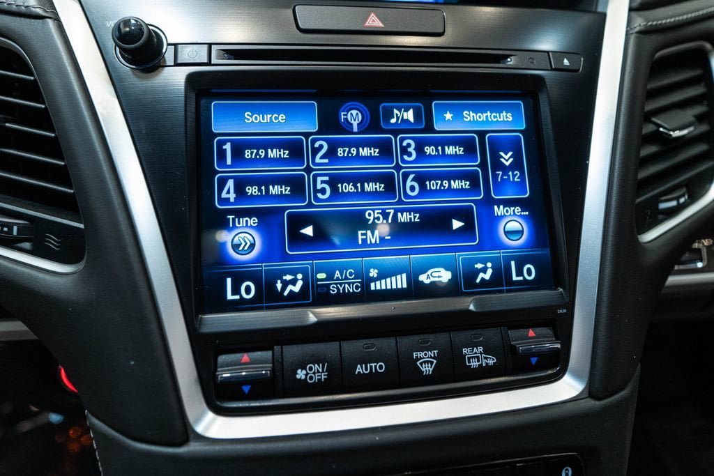 Used 2020 Acura RLX Sport Hybrid w/ Advance Pkg AWD/4WD image 31