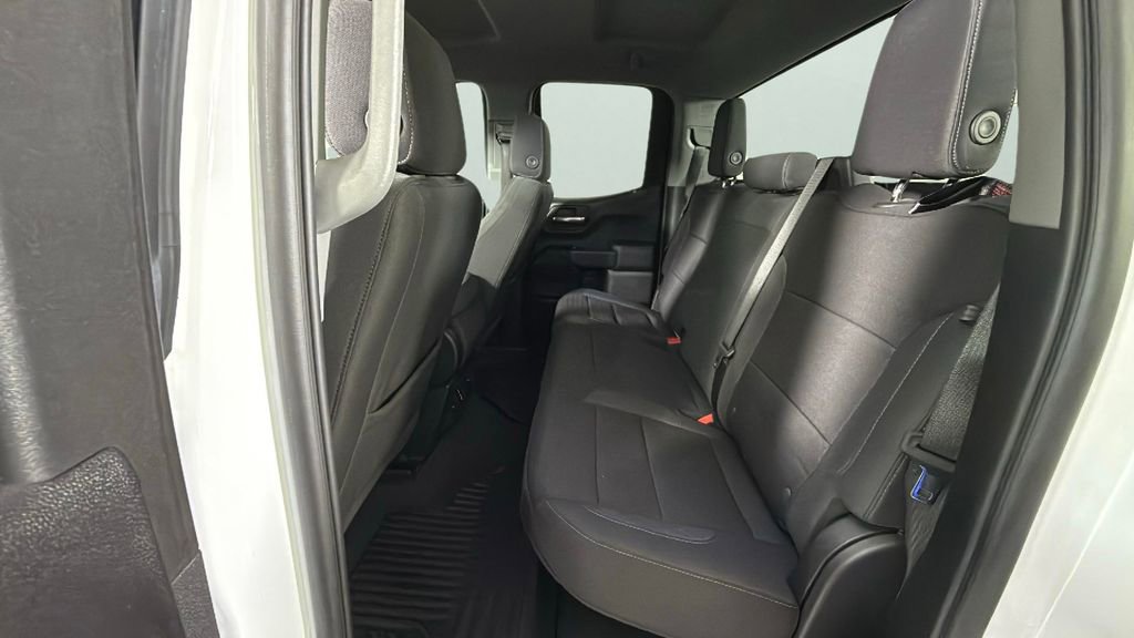 Used 2024 Chevrolet Silverado 1500 Custom image 25