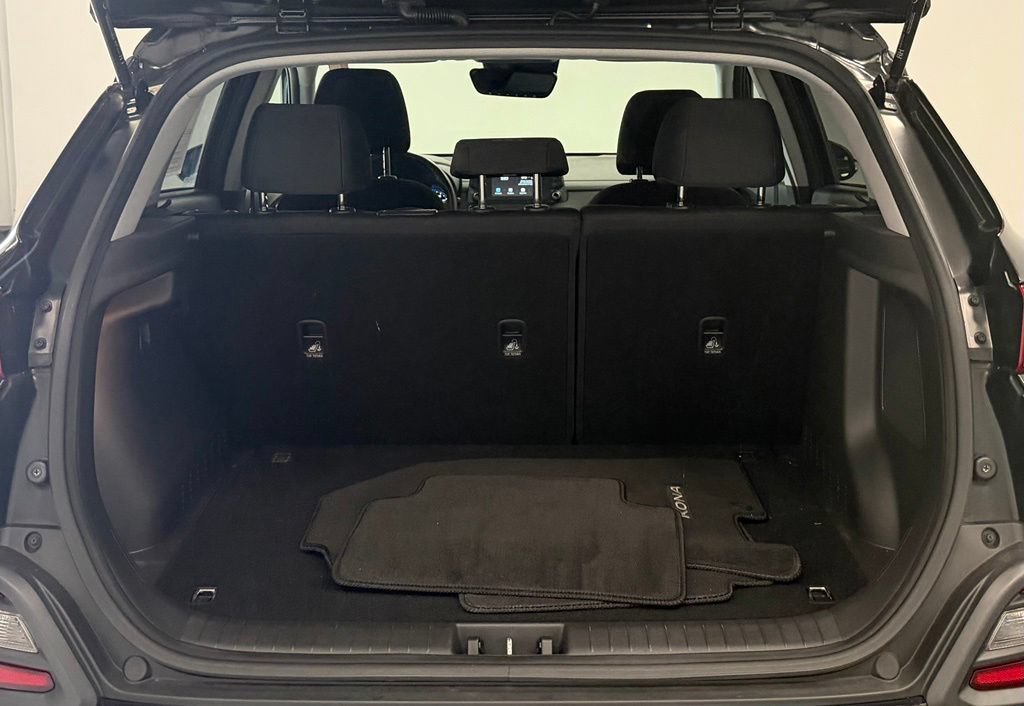 Certified 2021 Hyundai Kona SEL Plus FWD image 26
