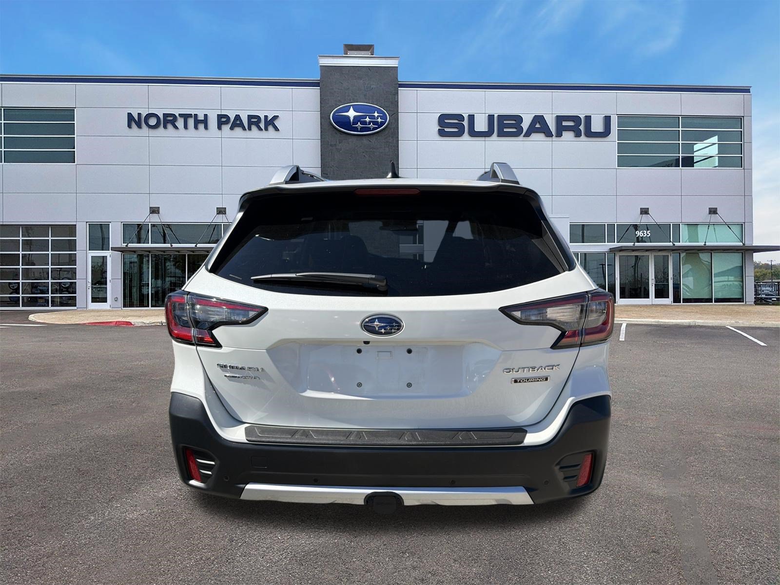 Certified 2021 Subaru Outback Touring AWD/4WD image 4